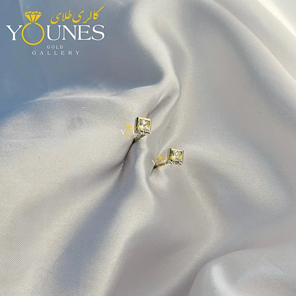 گوشواره طلا میخی نگین دار